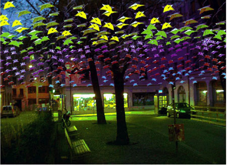 Installation place de Grenus