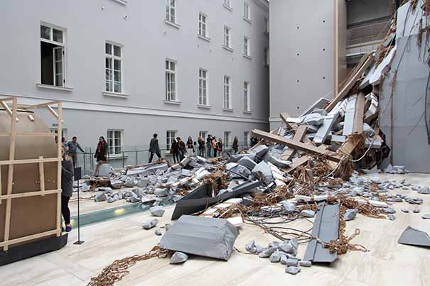 hirschhorn-manifesta10